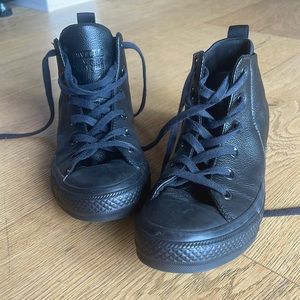 Black leather high top converse size 7